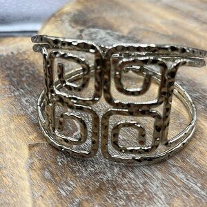 Wide Silver Tone Hammered Swirl Cuff Clamper Bracelet Statement ❤️